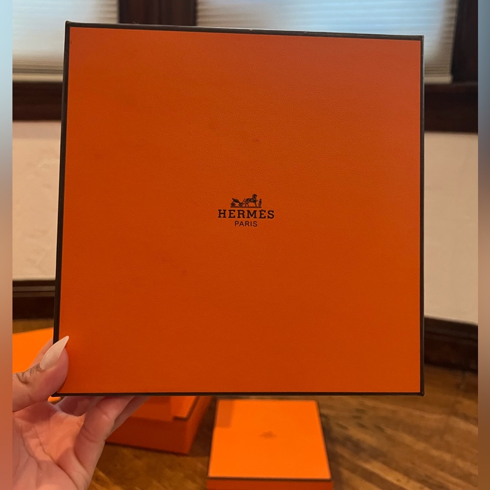 Authentic Hermes box